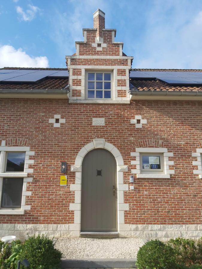 B&B Asmara Maasmechelen Exteriör bild